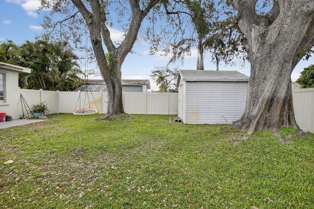 5507 Mckinley Street, Hollywood, FL 33021