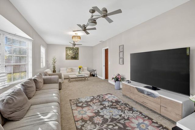 5507 Mckinley Street, Hollywood, FL 33021