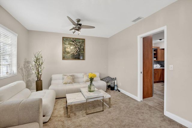 5507 Mckinley Street, Hollywood, FL 33021