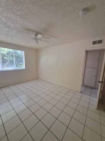 3436 N Lafayette Avenue, Fresno, CA 93705