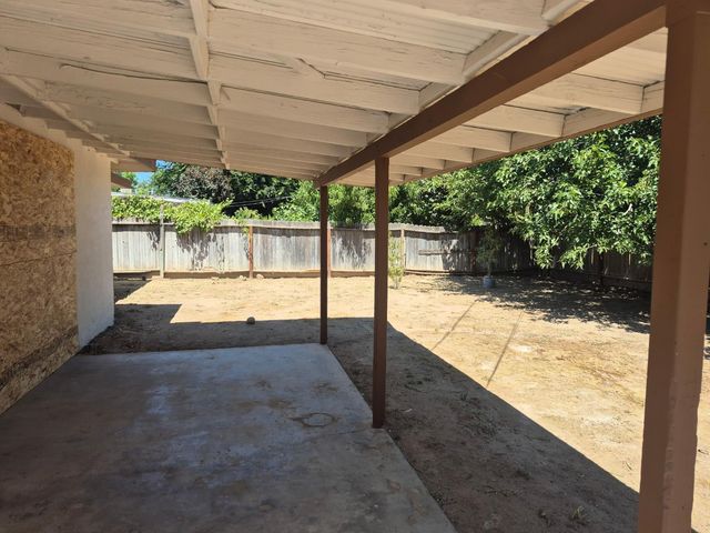 3436 N Lafayette Avenue, Fresno, CA 93705