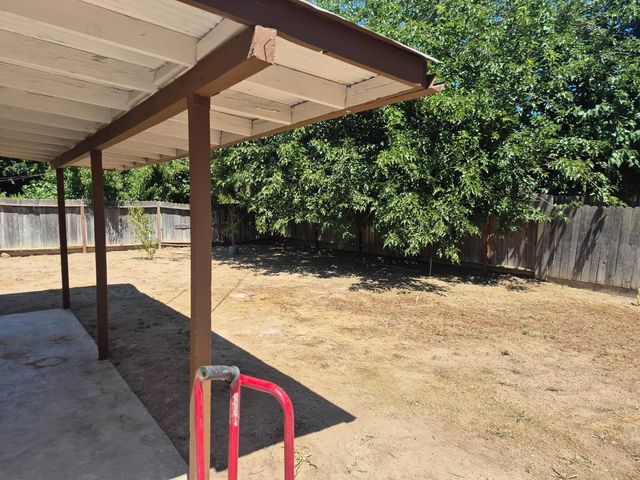 3436 N Lafayette Avenue, Fresno, CA 93705