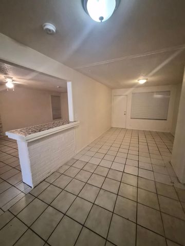 3436 N Lafayette Avenue, Fresno, CA 93705