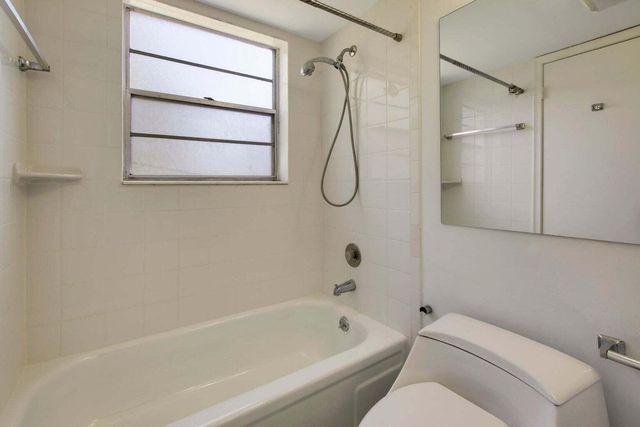 288 NORTHAMPTON O, West Palm Beach, FL 33417