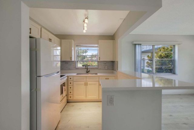 288 NORTHAMPTON O, West Palm Beach, FL 33417