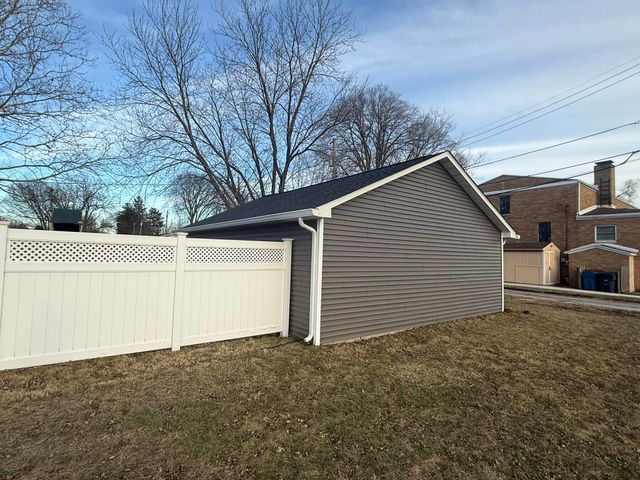 103 Michigan Street, Chesterton, IN 46304