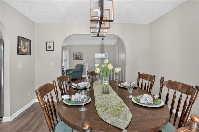 2562 Kennesaw Springs Court, Kennesaw, GA 30144