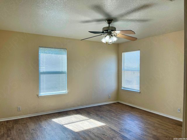 955 MARBLE PT, San Antonio, TX 78251