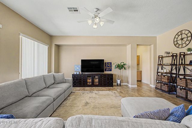 3293 E RED OAK Lane, Gilbert, AZ 85297