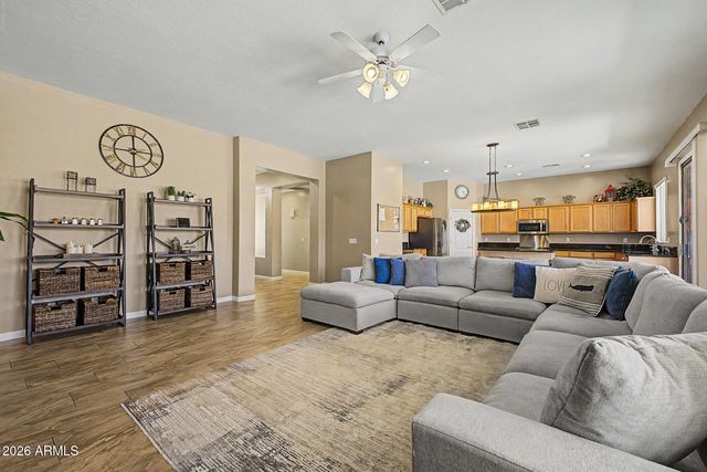 3293 E RED OAK Lane, Gilbert, AZ 85297