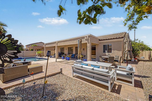 3293 E RED OAK Lane, Gilbert, AZ 85297