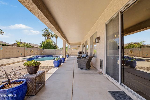 3293 E RED OAK Lane, Gilbert, AZ 85297