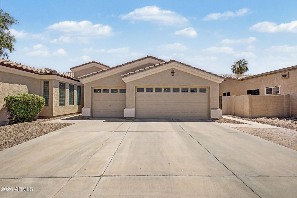 3293 E RED OAK Lane, Gilbert, AZ 85297