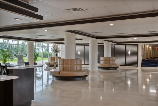 5005 Collins Ave PH02, Miami Beach, FL 33140