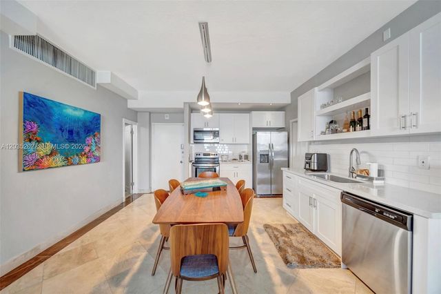 5005 Collins Ave PH02, Miami Beach, FL 33140