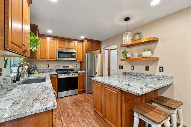 214 Dallas Street, Mount Vernon, WA 98274