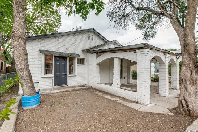 1225 Saltillo, San Antonio, TX 78207