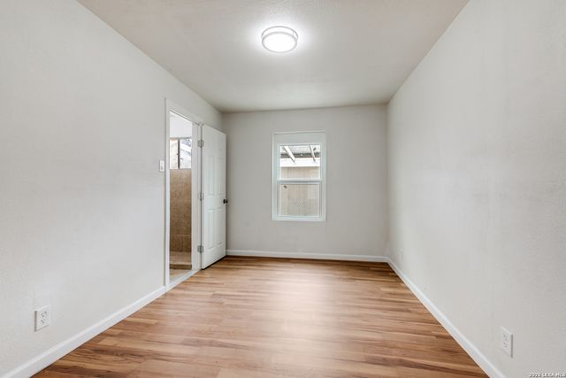 1225 Saltillo, San Antonio, TX 78207