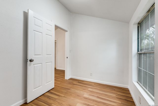 1225 Saltillo, San Antonio, TX 78207