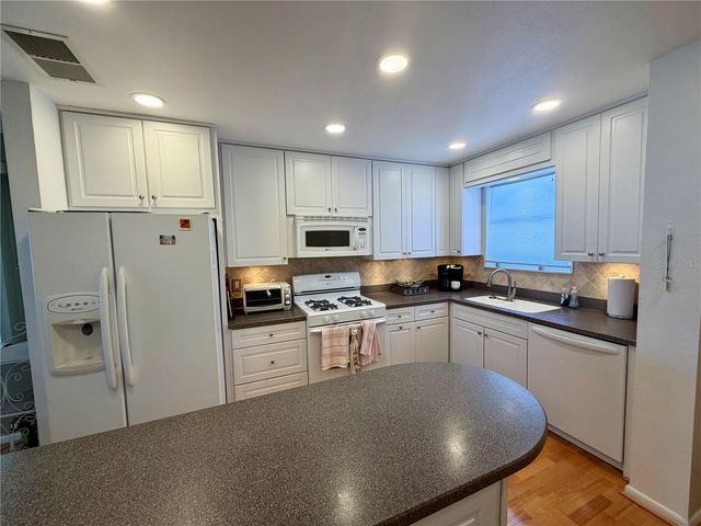 6025 SHORE BOULEVARD S 415, Gulfport, FL 33707