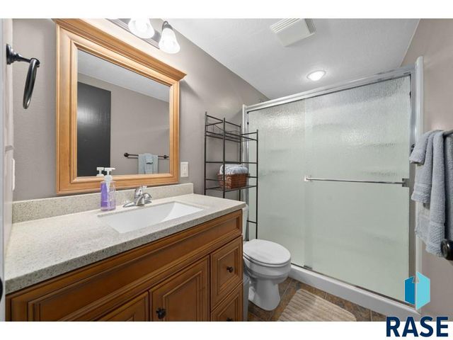 625 E Jesse Ct Court, Tea, SD 57064