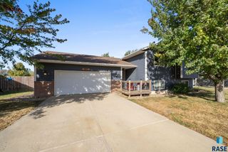 625 E Jesse Ct Court, Tea, SD 57064