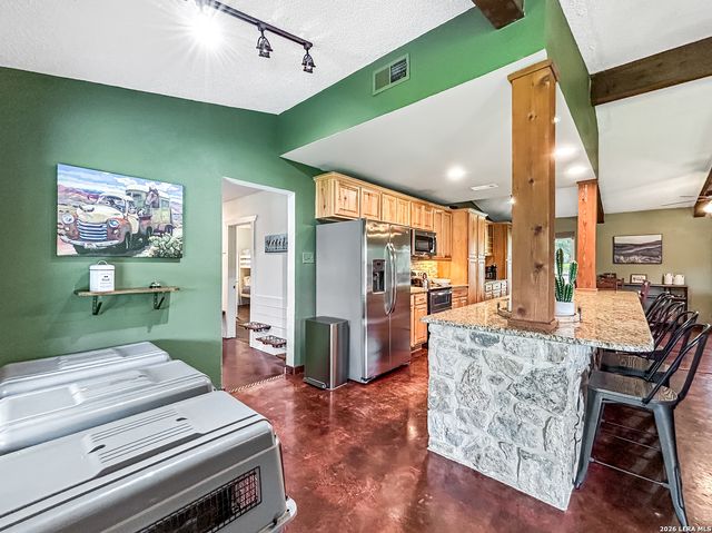 1826 SUMMERWOOD DR, San Antonio, TX 78232