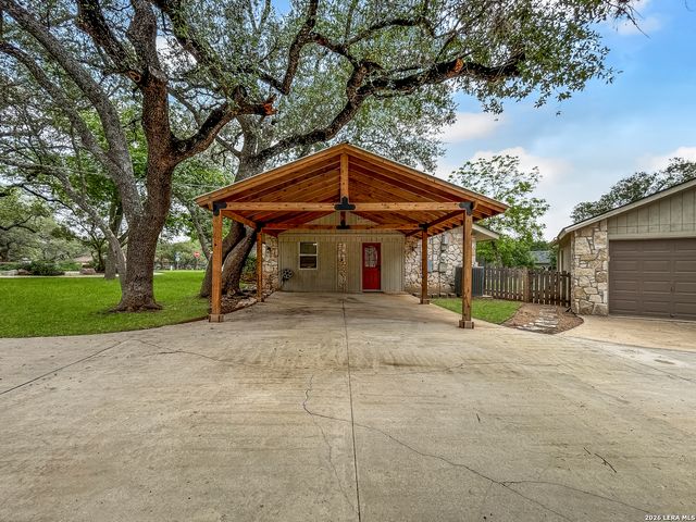 1826 SUMMERWOOD DR, San Antonio, TX 78232