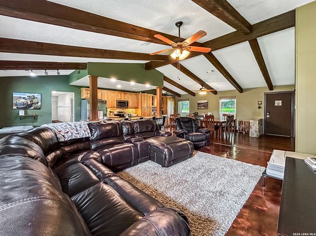 1826 SUMMERWOOD DR, San Antonio, TX 78232