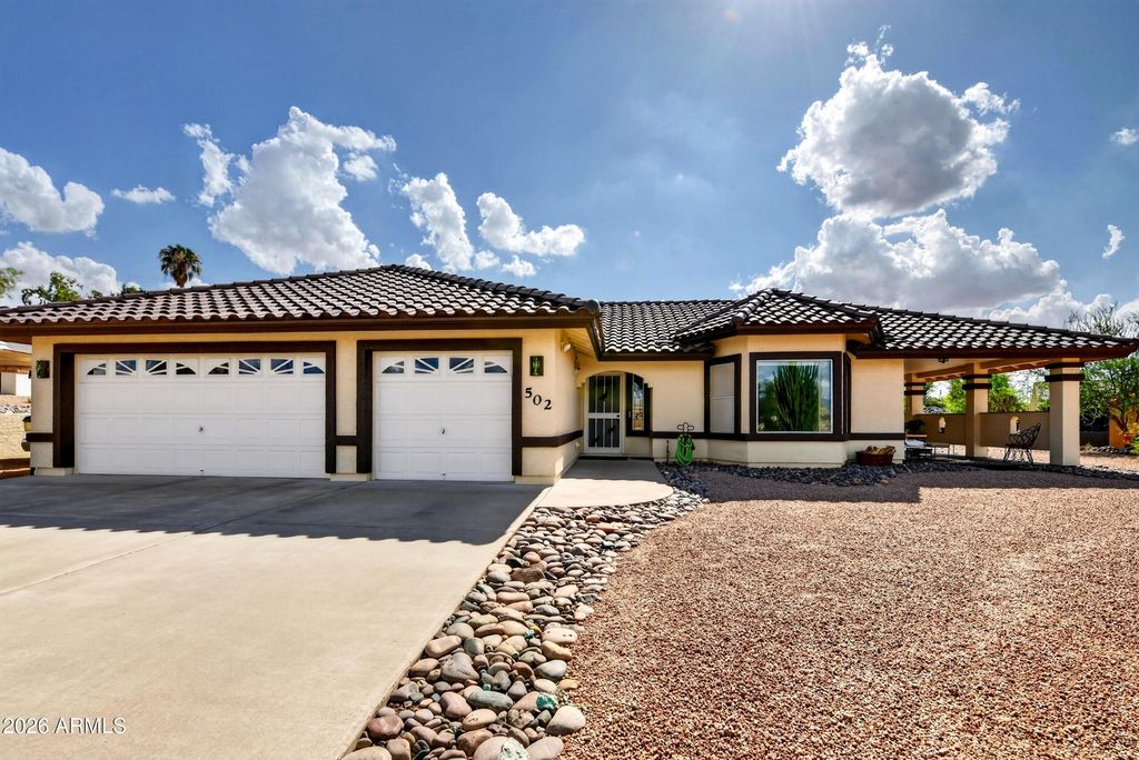 502 N SIERRA VISTA Drive, Wickenburg, AZ 85390 — exterior