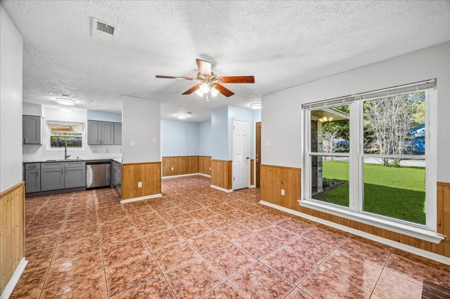 25732 Chestnut Lane, Splendora, TX 77372