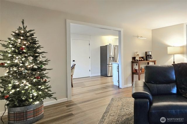 2625 SW 320th Place, Federal Way, WA 98023