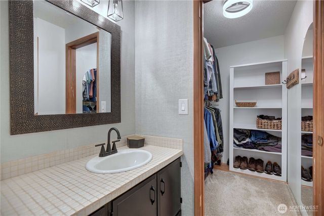 2625 SW 320th Place, Federal Way, WA 98023