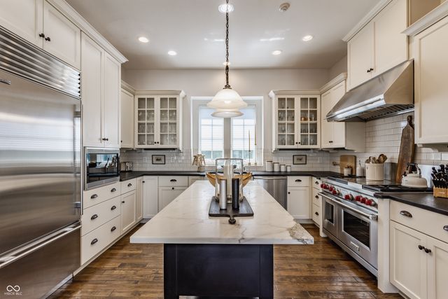 12934 Treaty Line Street, Carmel, IN 46032