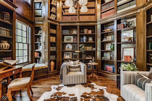 12934 Treaty Line Street, Carmel, IN 46032