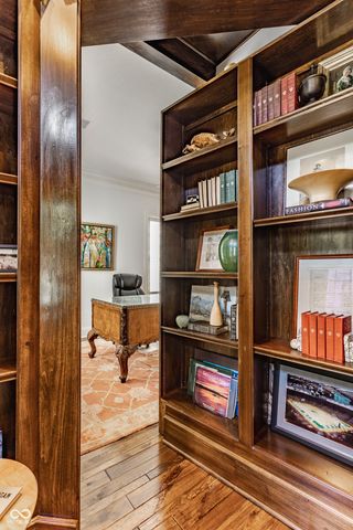 12934 Treaty Line Street, Carmel, IN 46032