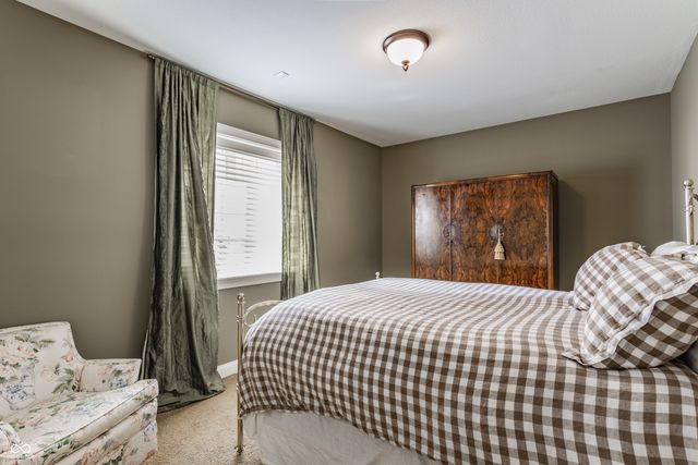 12934 Treaty Line Street, Carmel, IN 46032