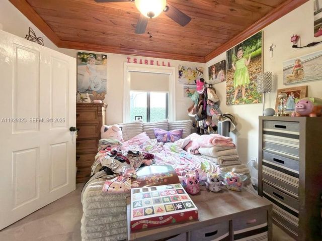 2241 SW 26th St, Miami, FL 33133