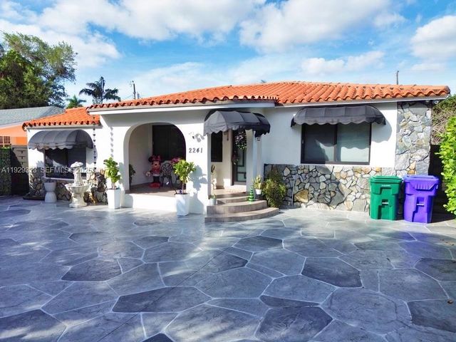 2241 SW 26th St, Miami, FL 33133