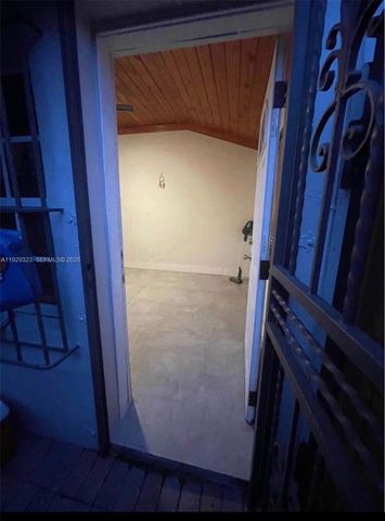 2241 SW 26th St, Miami, FL 33133