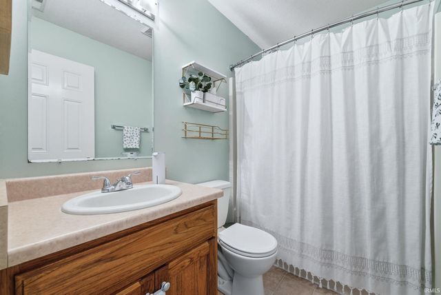 2910 Marguerite Drive, Huntertown, IN 46748