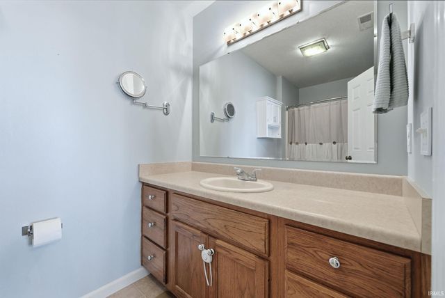 2910 Marguerite Drive, Huntertown, IN 46748