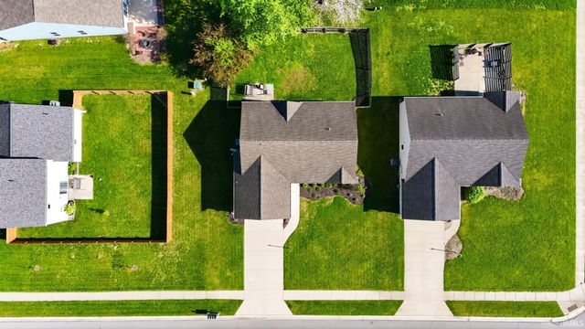2910 Marguerite Drive, Huntertown, IN 46748
