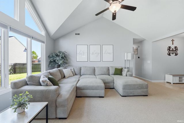 2910 Marguerite Drive, Huntertown, IN 46748