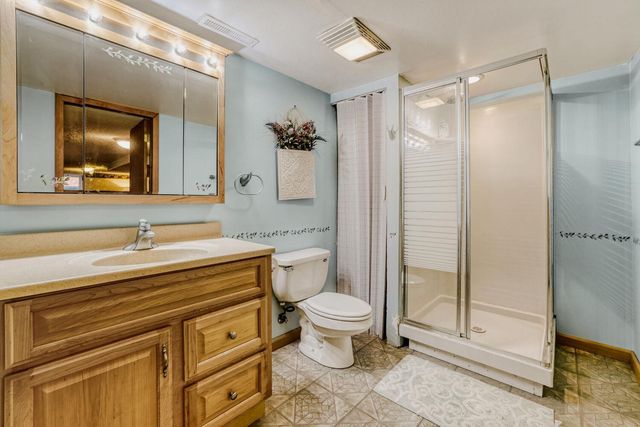 565 Hugo Street NE, Fridley, MN 55432