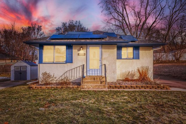 565 Hugo Street NE, Fridley, MN 55432