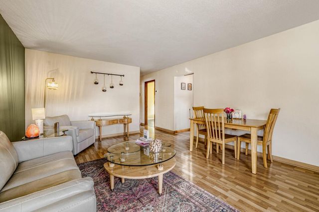 565 Hugo Street NE, Fridley, MN 55432