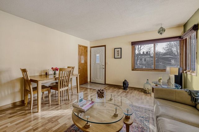 565 Hugo Street NE, Fridley, MN 55432