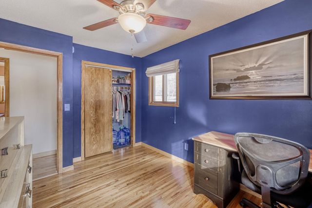 565 Hugo Street NE, Fridley, MN 55432