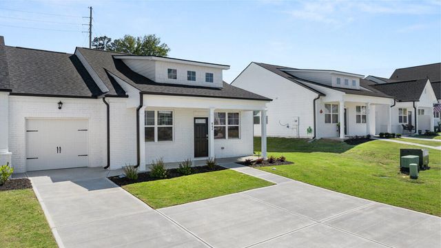 807 Feldspar Manor, Graniteville, SC 29829